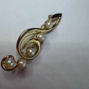 VTG Gold-Tone Pearl Swirl Brooch - Women Jewelry